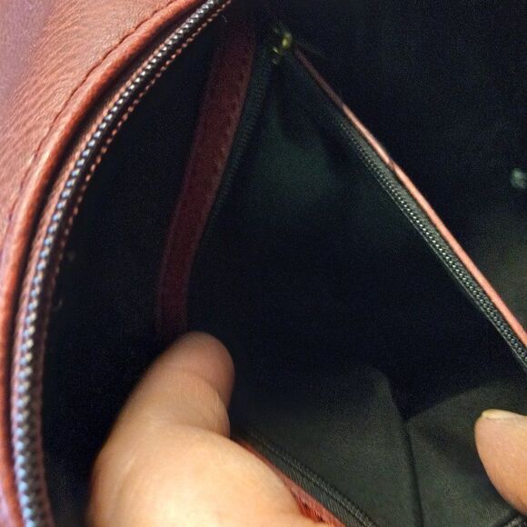 Bioworld Red Harry Potter Hogwarts Backpack - Picture 13 of 14